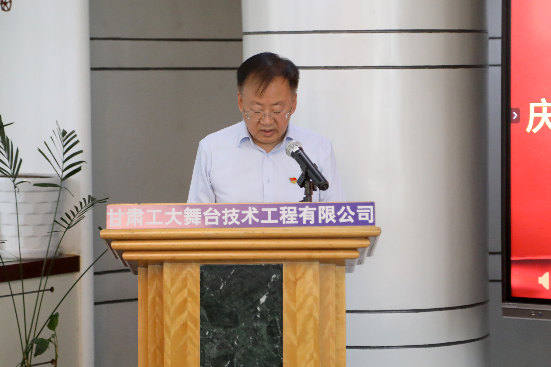 8W4A4179.jpg